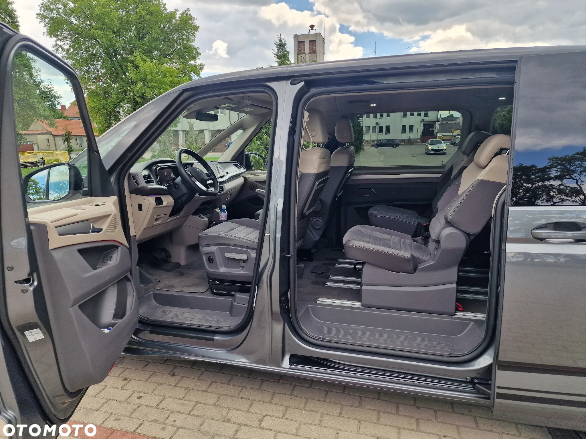 Volkswagen Multivan 6.1 2.0 TDI L1 Highline DSG - 23