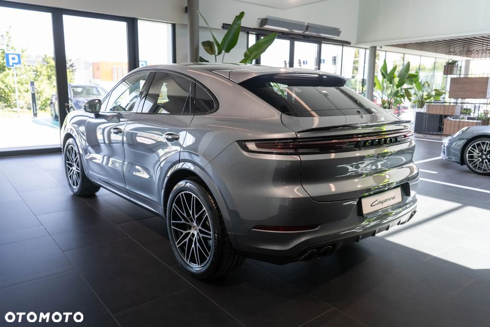 Porsche Cayenne Black Edition - 4