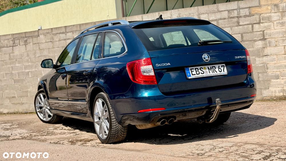 Skoda Superb 2.0 TDI DSG Exclusive - 11