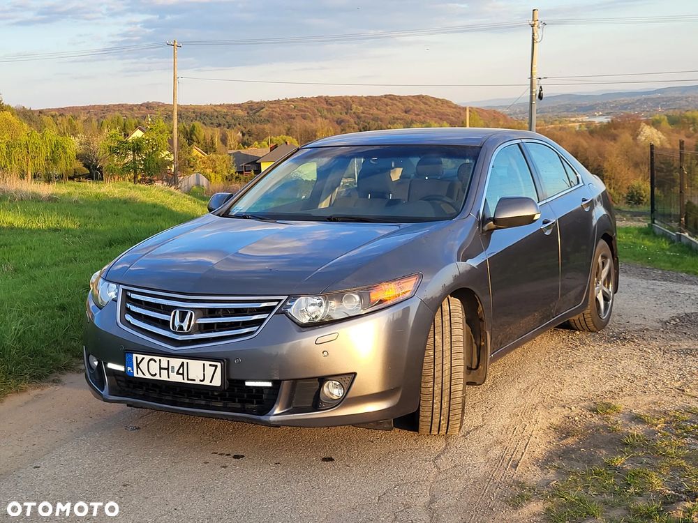 Honda Accord 2.0 Comfort - 2
