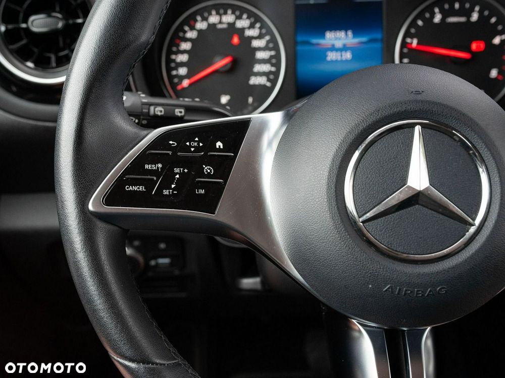 Mercedes-Benz Klasa T 180 d Progressive - 14
