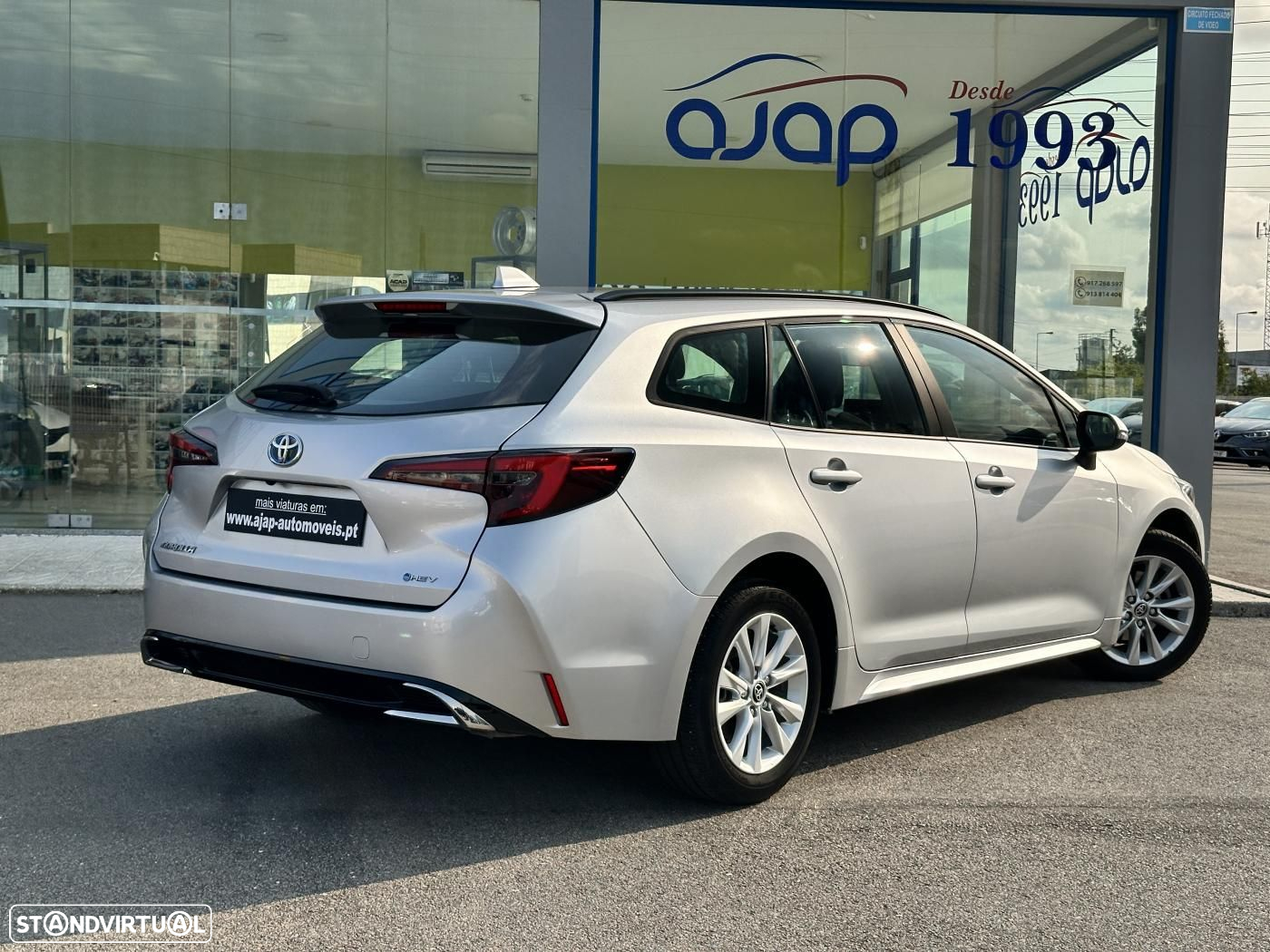Toyota Corolla Touring Sports 1.8 Hybrid Comfort - 3