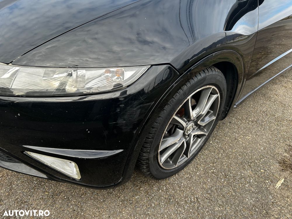 Honda Civic 1.8 SOHC i-VTEC MT GT - 2