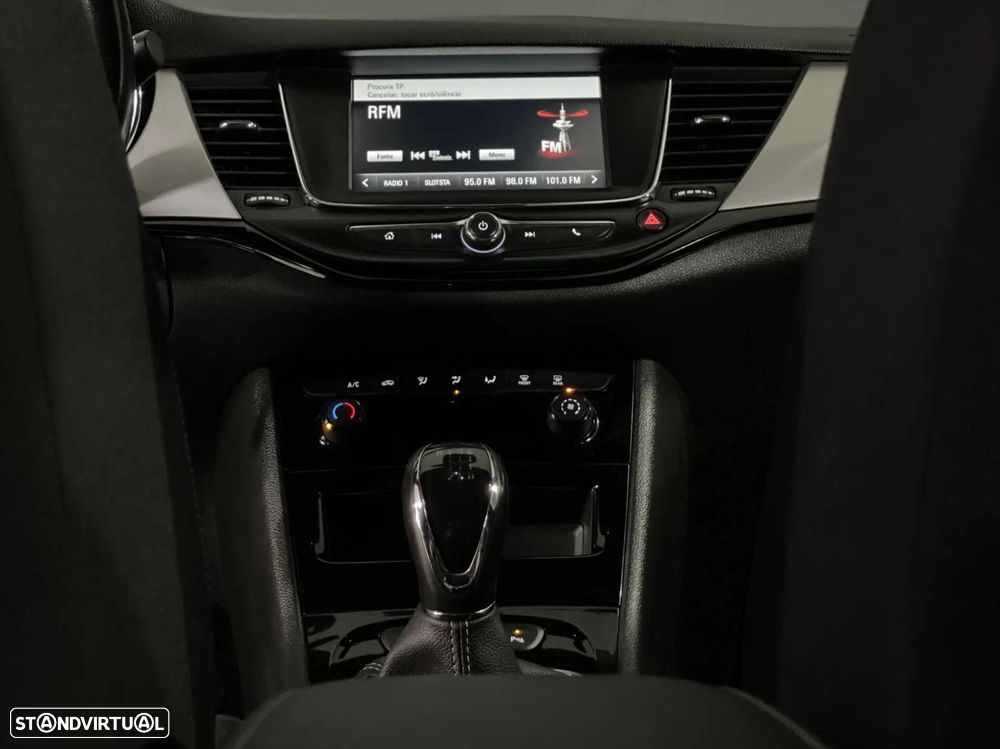 Opel Astra Sports Tourer - 10