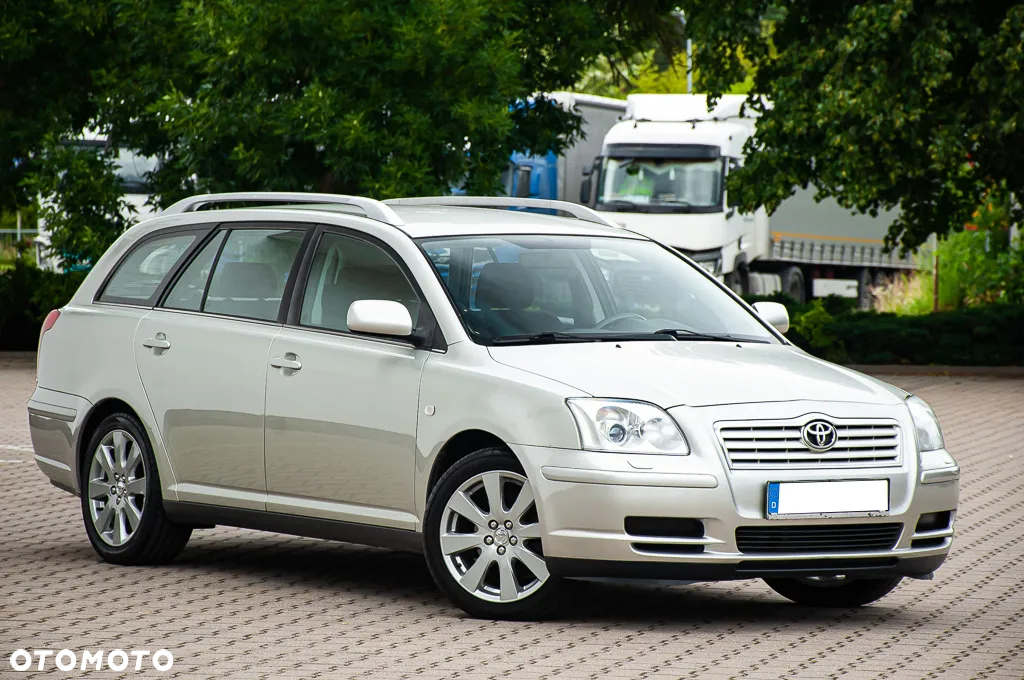 Toyota Avensis 1.8 VVT-i Combi Team - 3