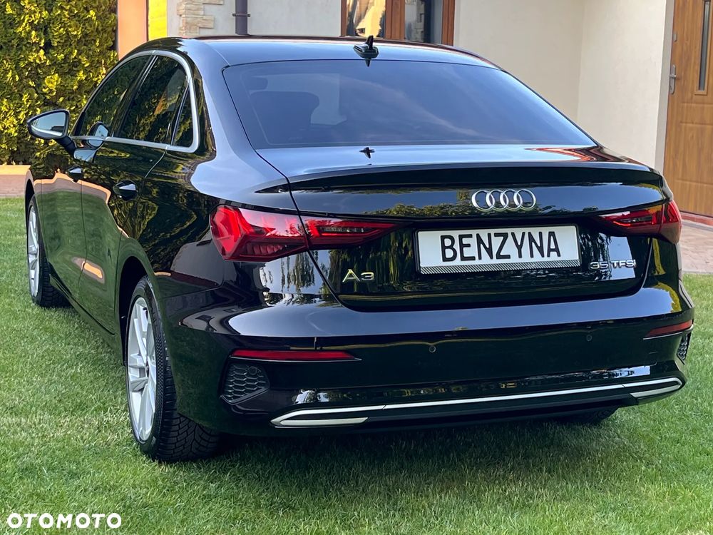 Audi A3 Limousine 35 TFSI Sport S tronic - 4