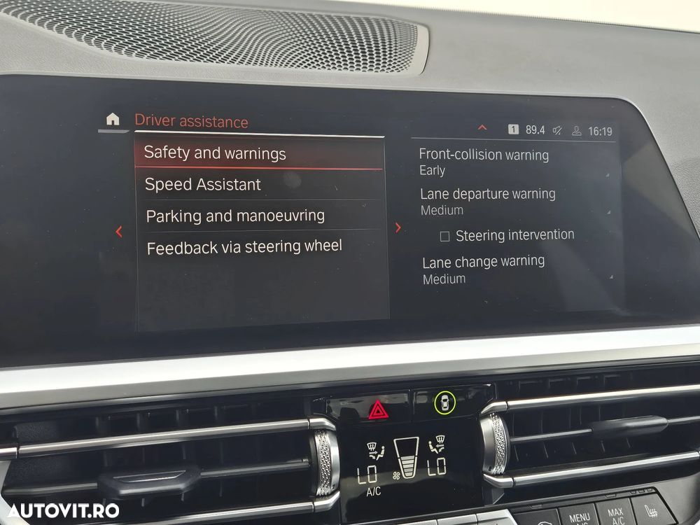 BMW Seria 3 330d xDrive AT MHEV - 23