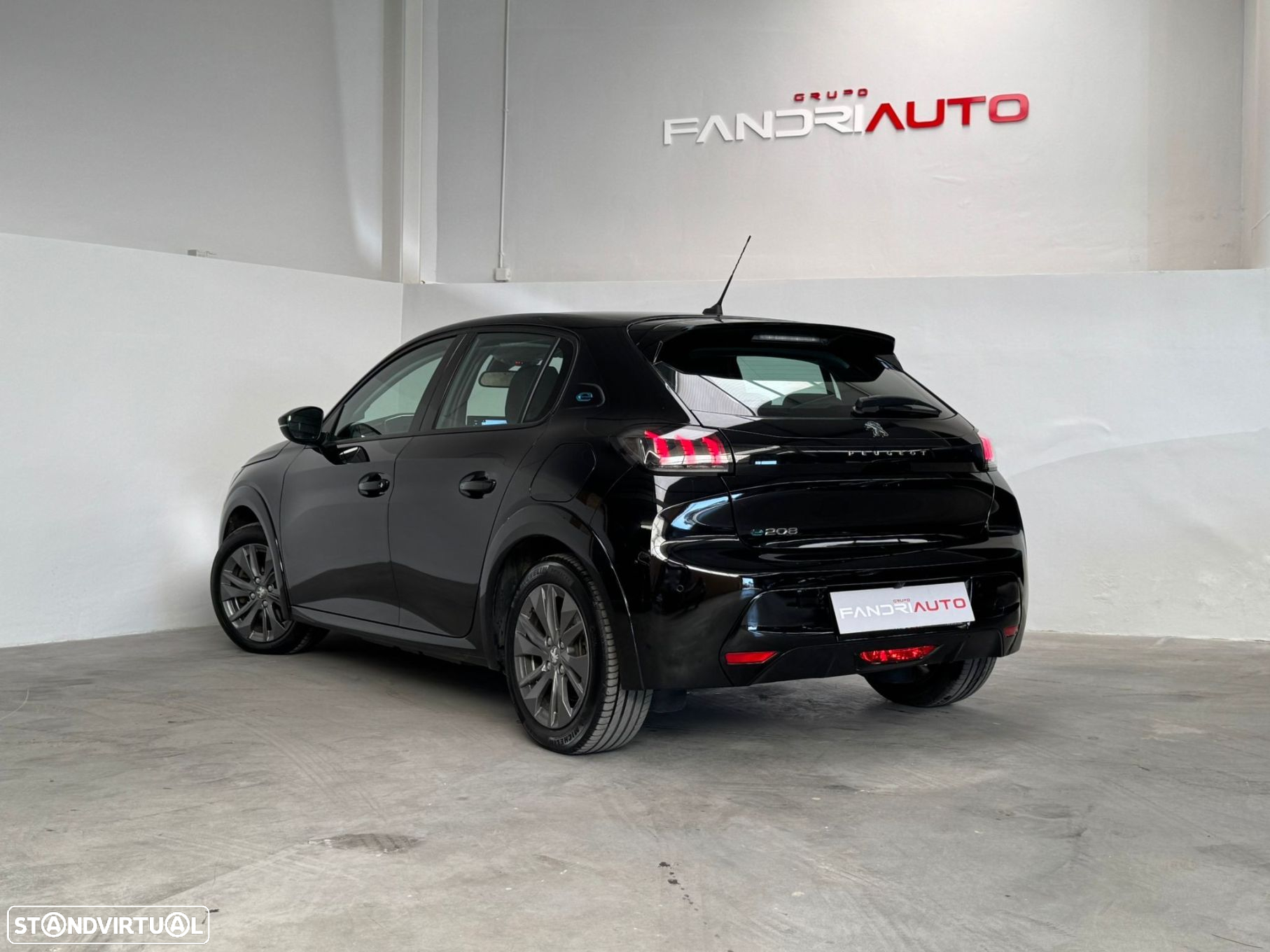 Peugeot e-208 50 kWh Allure Pack - 12