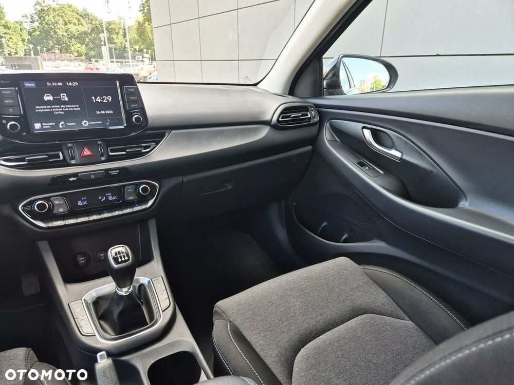 Hyundai i30 1.5 T-GDI 48V Smart - 33