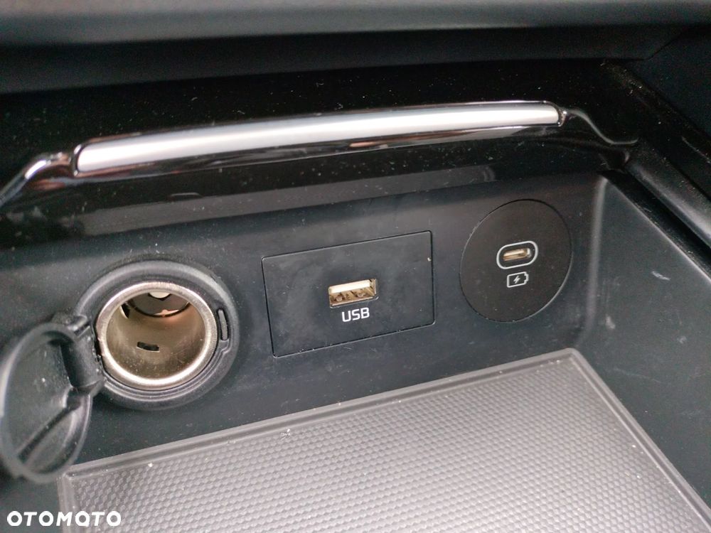 Kia Ceed 1.5 T-GDI Tribute - 31