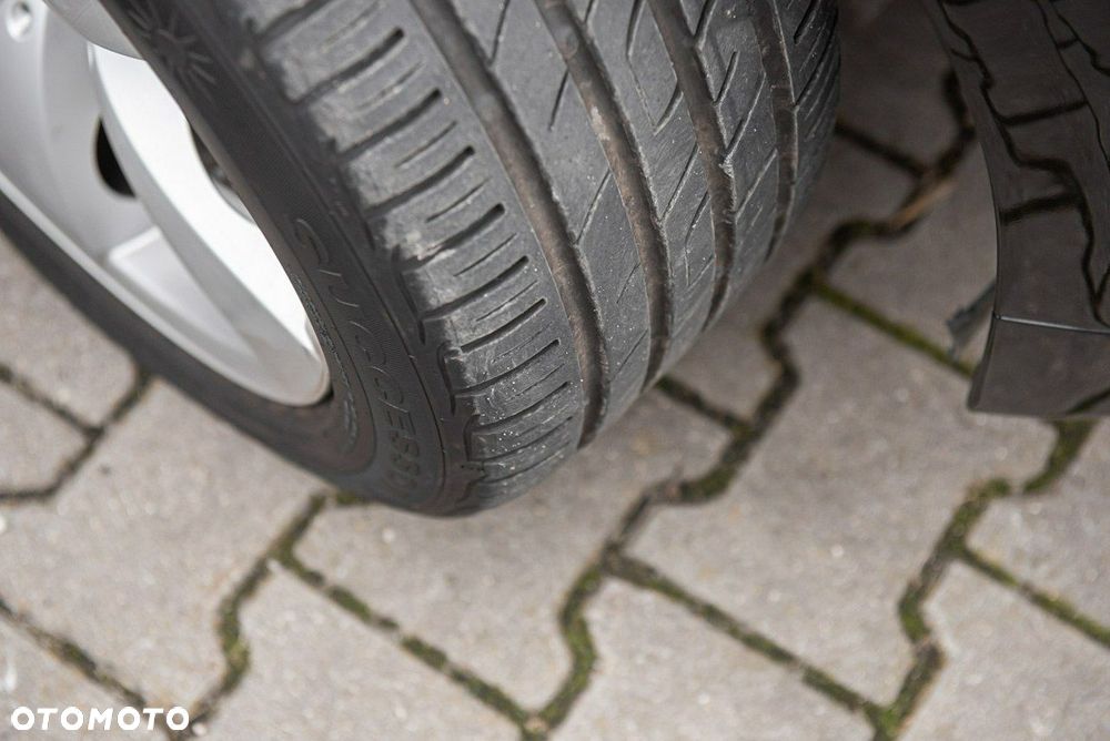 BMW Seria 5 520d Special Edition - 29