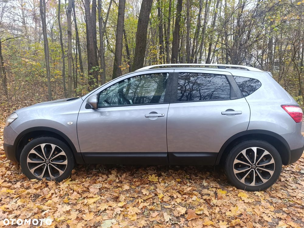 Nissan Qashqai 2.0 dCi 4 x 4 DPF tekna - 5