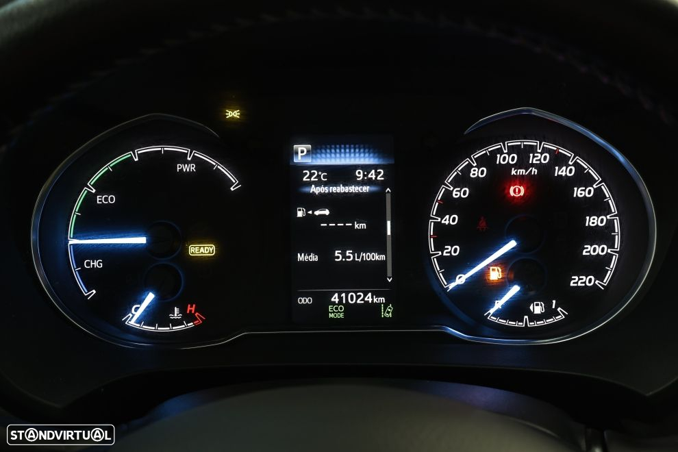 Toyota Yaris 1.5 HSD Comfort - 16
