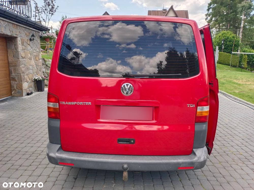 Volkswagen Caravelle - 5