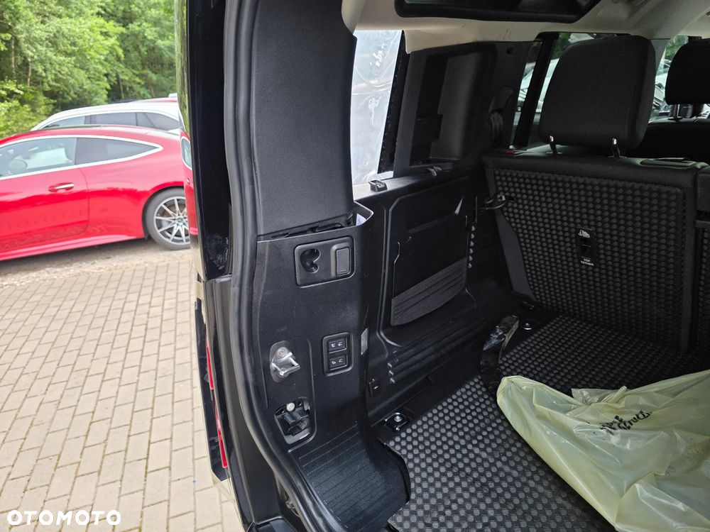 Land Rover Defender 3.0 D250 mHEV XS Edition - 15