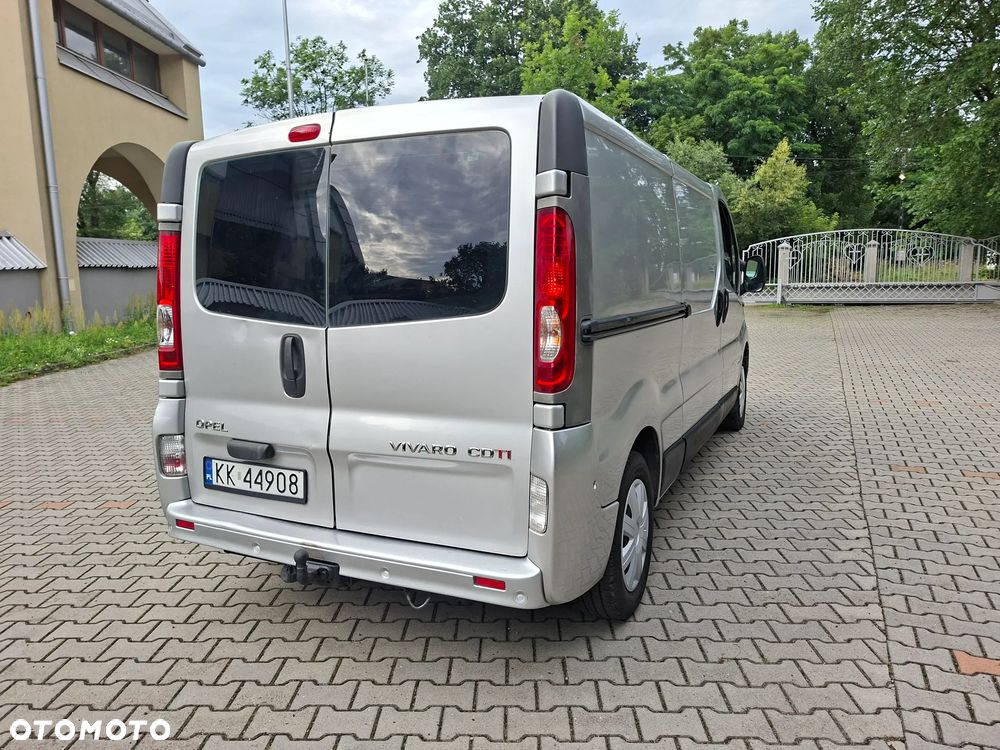 Opel Vivaro - 12