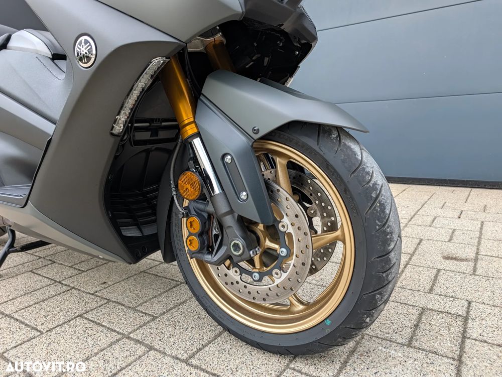 Yamaha TMAX 560 - 20