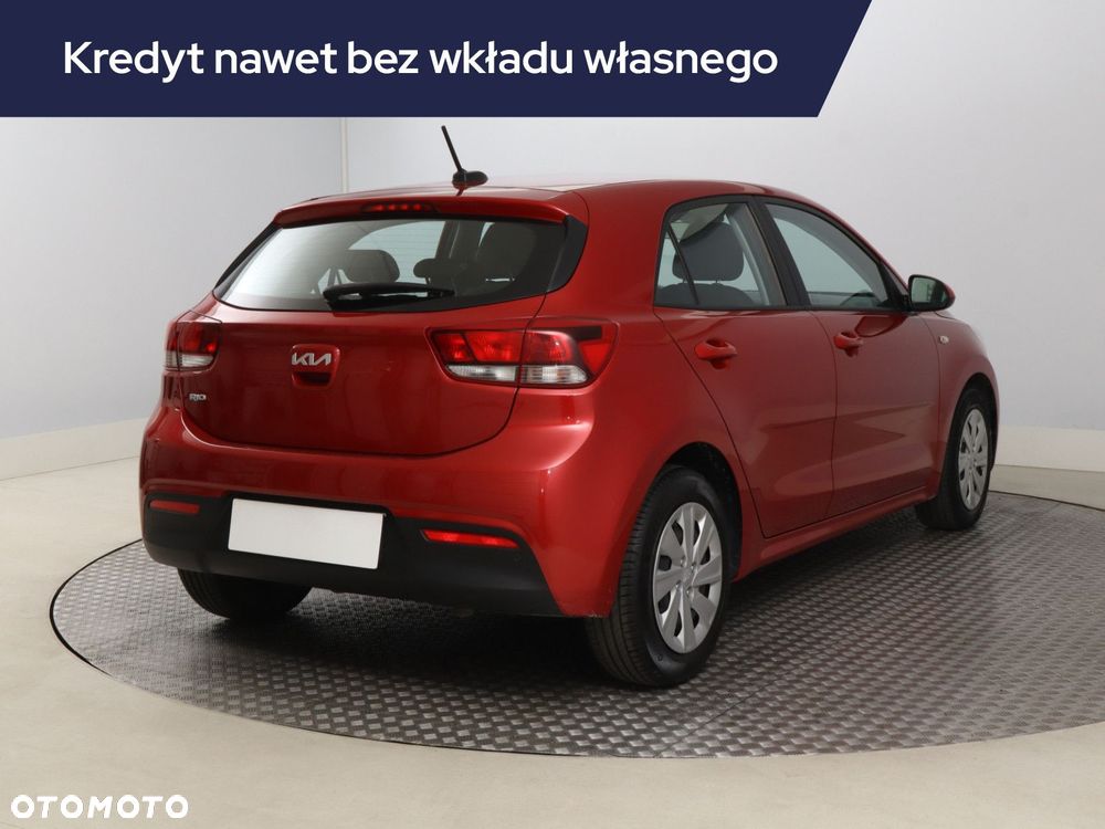 Kia Rio - 7