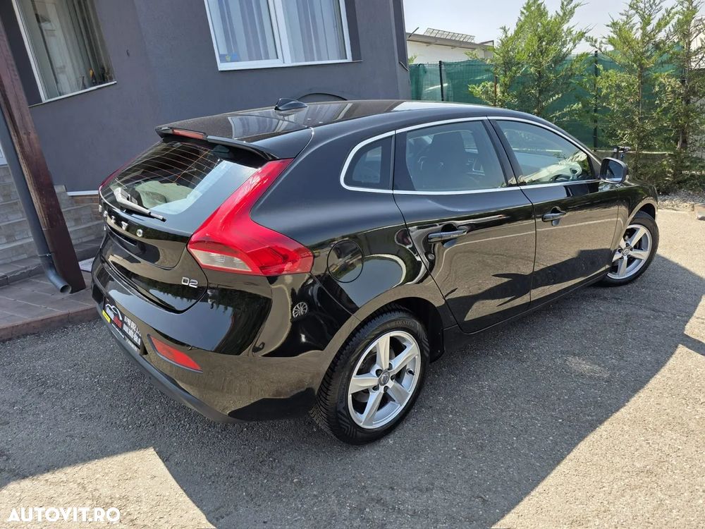 Volvo V40 D2 DRIVe Momentum - 3