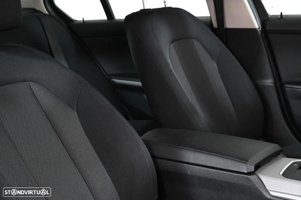 BMW 318 d Auto - 26