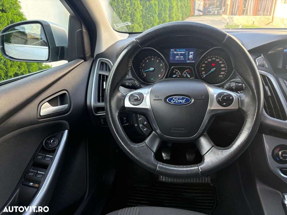 Ford Focus 1.0 EcoBoost Start-Stopp-System TITANIUM - 5