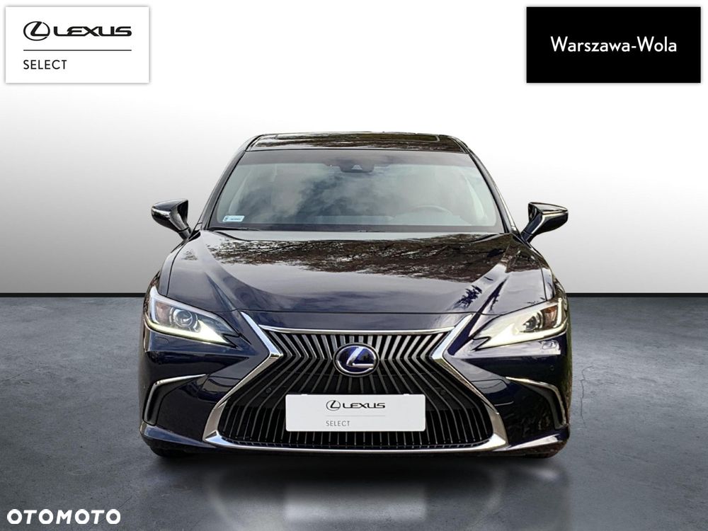 Lexus ES - 7