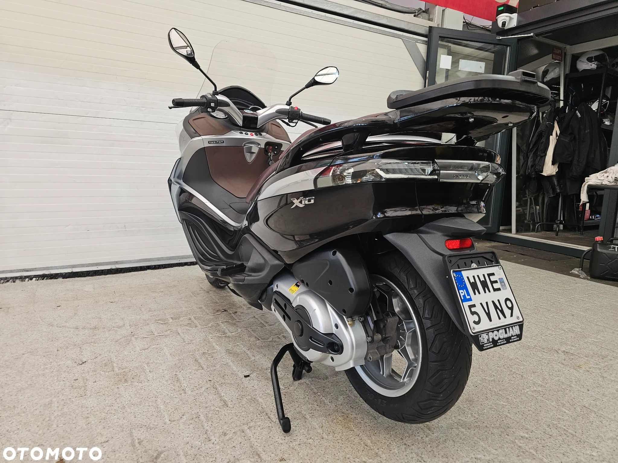 Piaggio X10 - 26