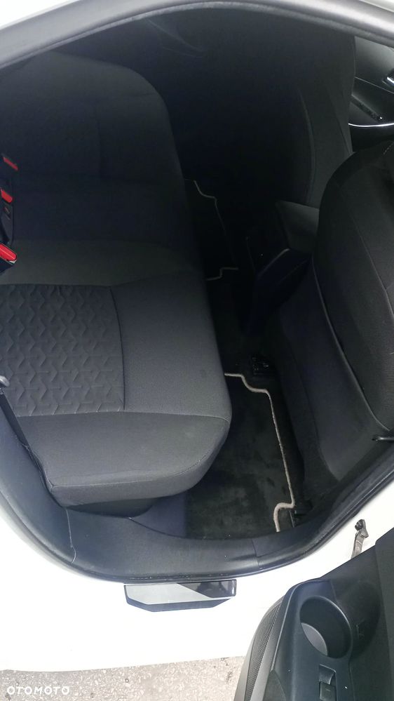 Toyota Corolla 1.8 Hybrid Club - 4