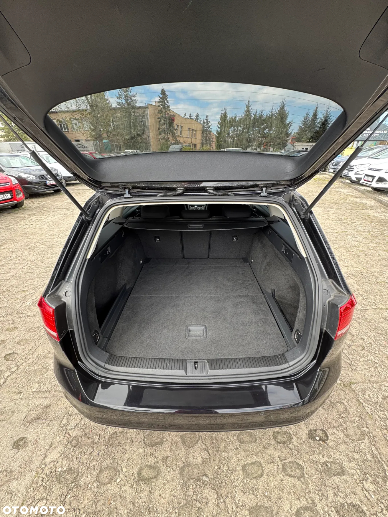 Volkswagen Passat 2.0 TDI BMT Comfortline - 10