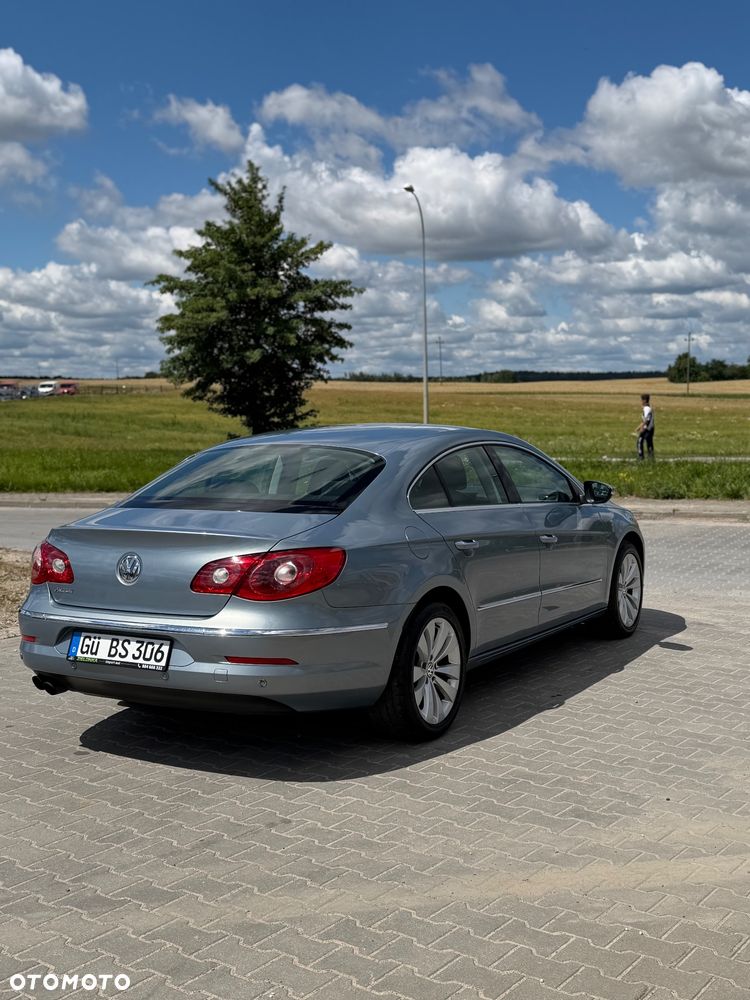 Volkswagen Passat 1.8 TSI Individual - 9