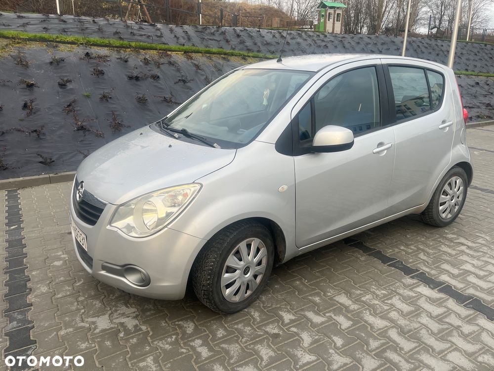 Opel Agila - 2