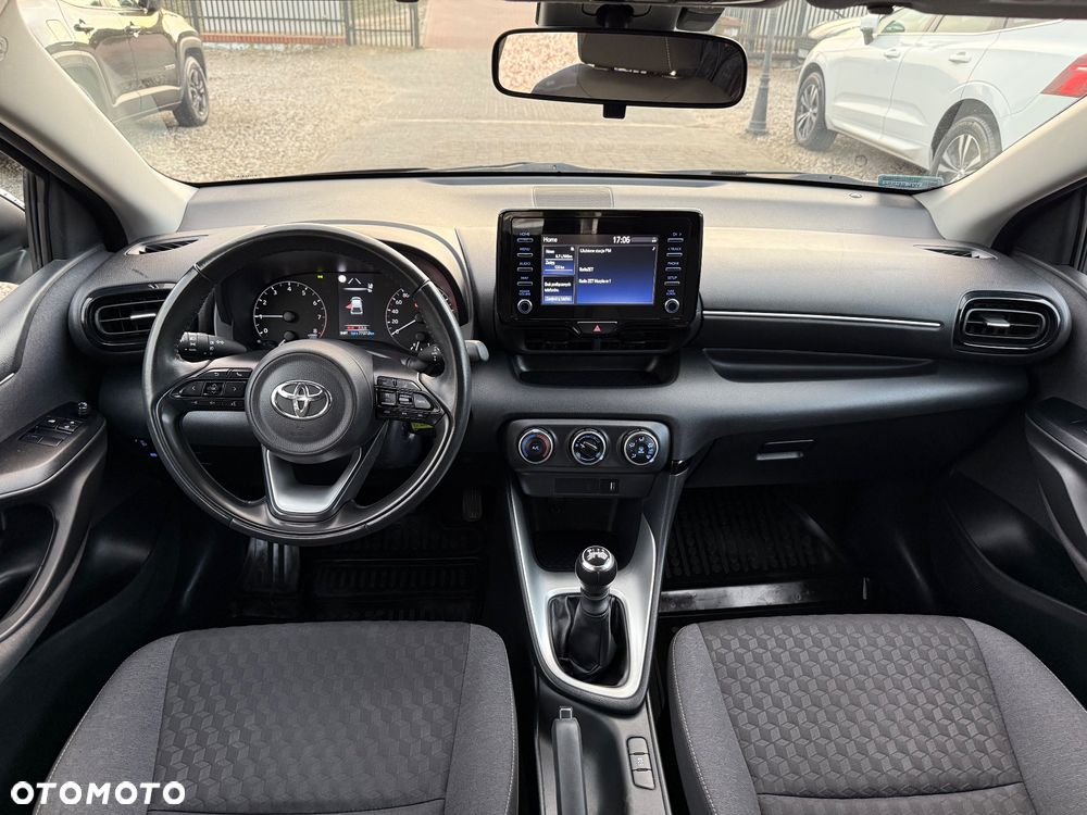 Toyota Yaris 1.5 Comfort - 13