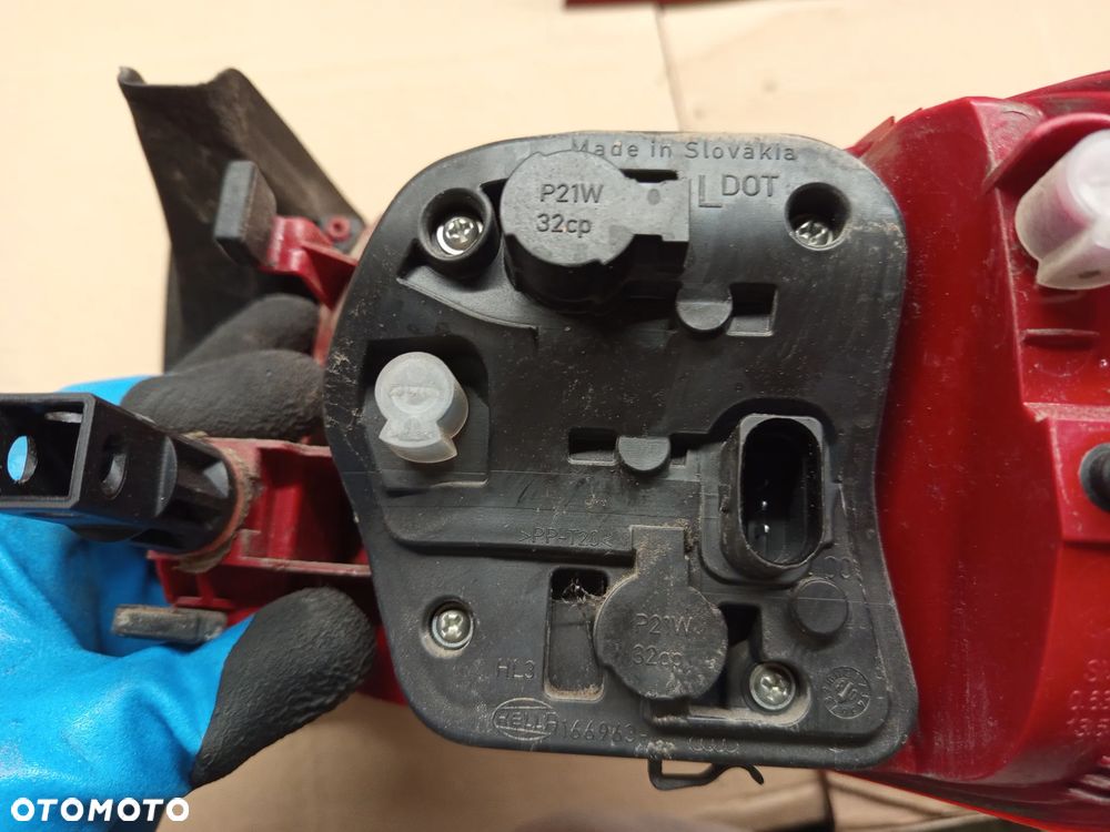AUDI A4 B8 SEDAN 08-12 1.8 TFSI LAMPA PRAWA LEWA TYŁ TYLNA W BŁOTNIK - 5