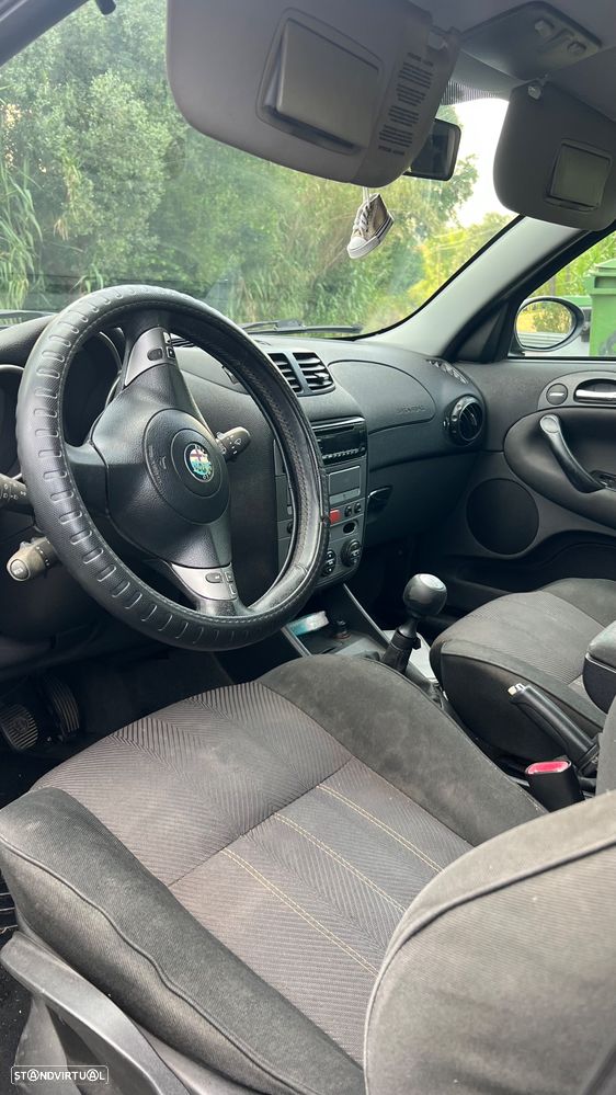 Alfa Romeo 147 1.9 JTD 16V Progression - 3
