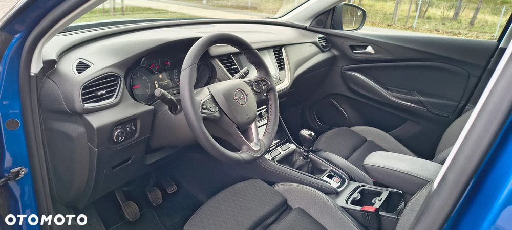 Opel Grandland X 1.2 T Innovation S&S - 8