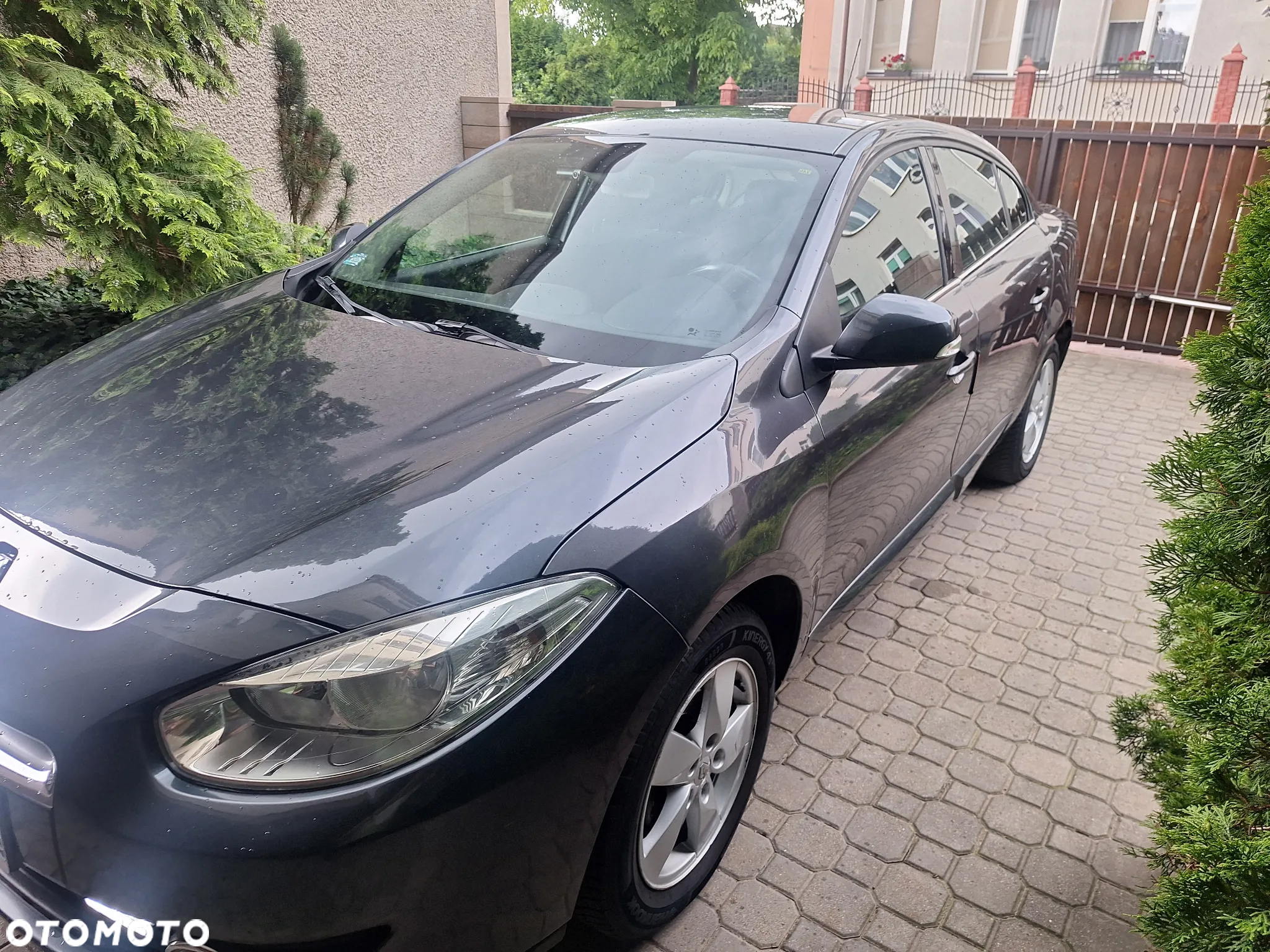Renault Fluence 1.6 16V Privilege - 4