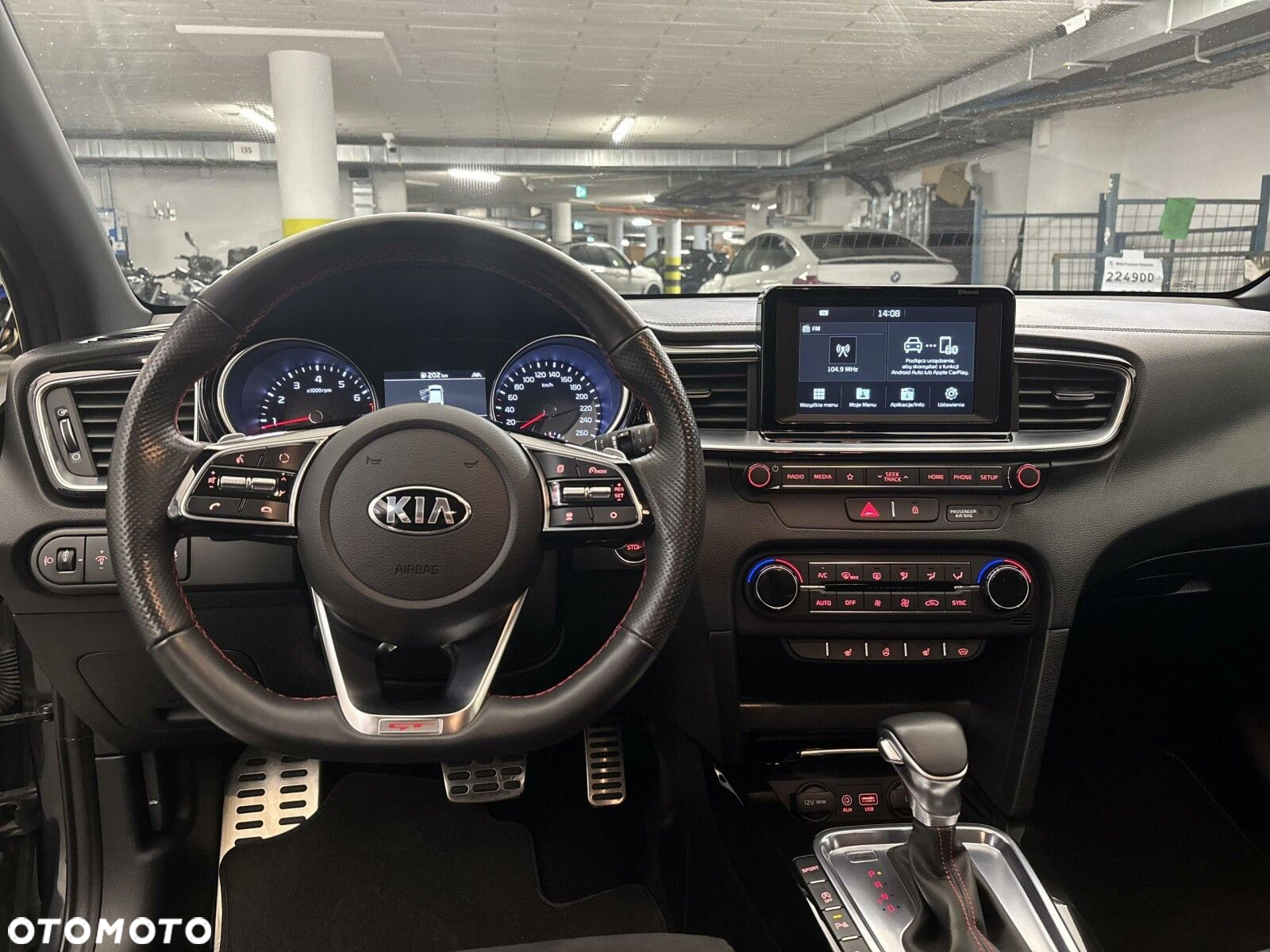 Kia ProCeed 1.6 T-GDI GT DCT - 14