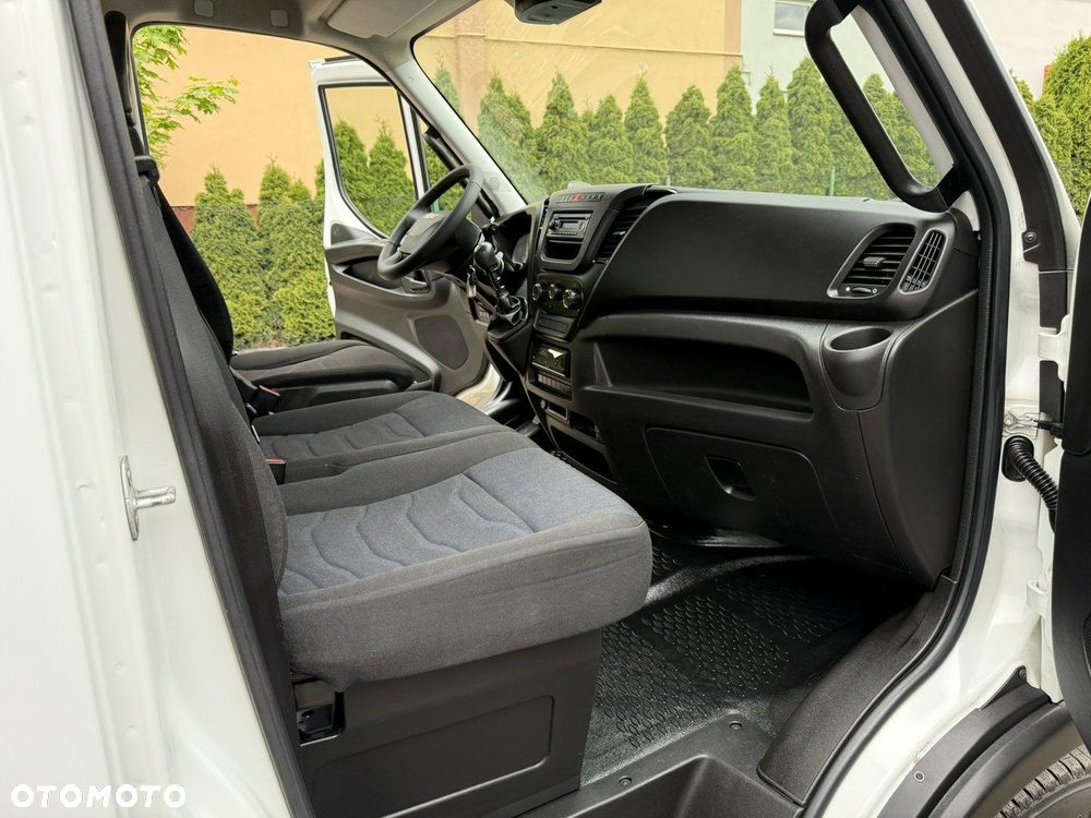 Iveco 70C18 - 14