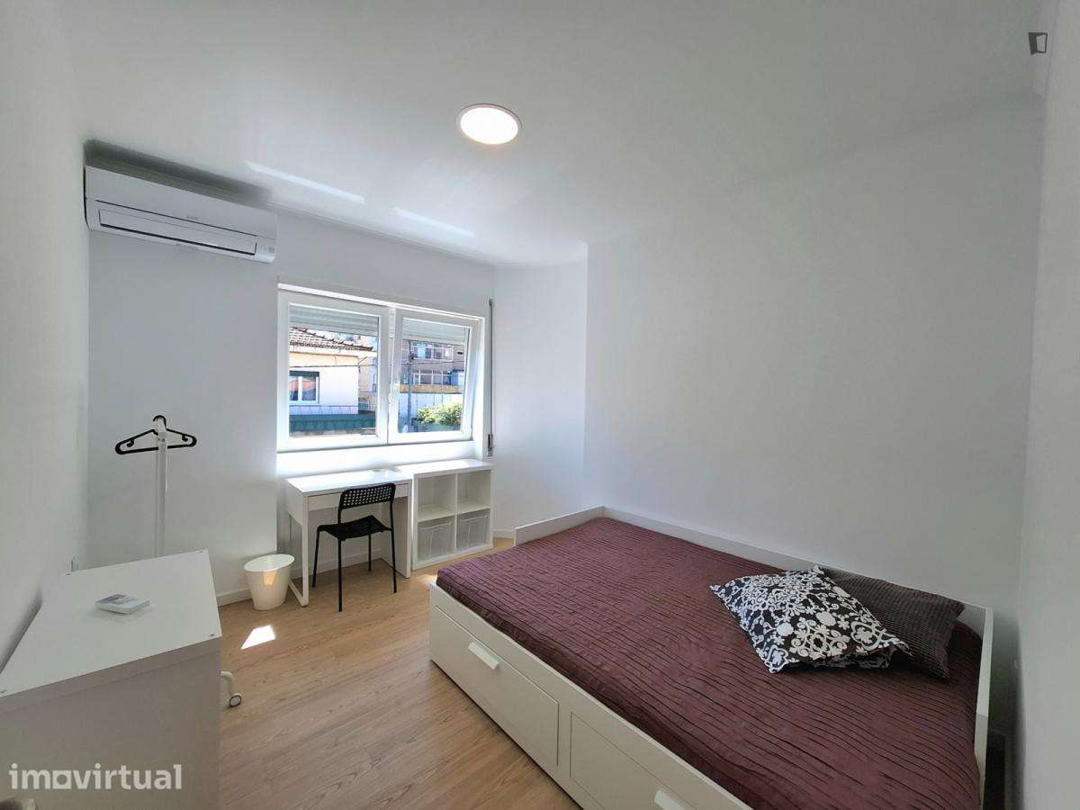 Quarto - localizado em Rio Tinto Porto - Grande imagem: 5/27
