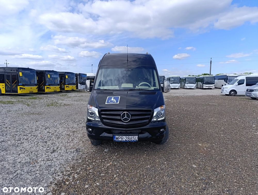 Mercedes-Benz Sprinter 519 - 13
