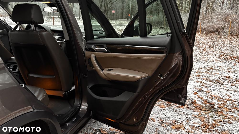 BMW X3 xDrive20d - 14