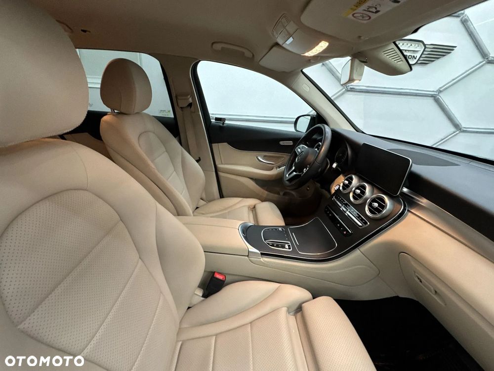 Mercedes-Benz GLC 200 d 4-Matic - 11