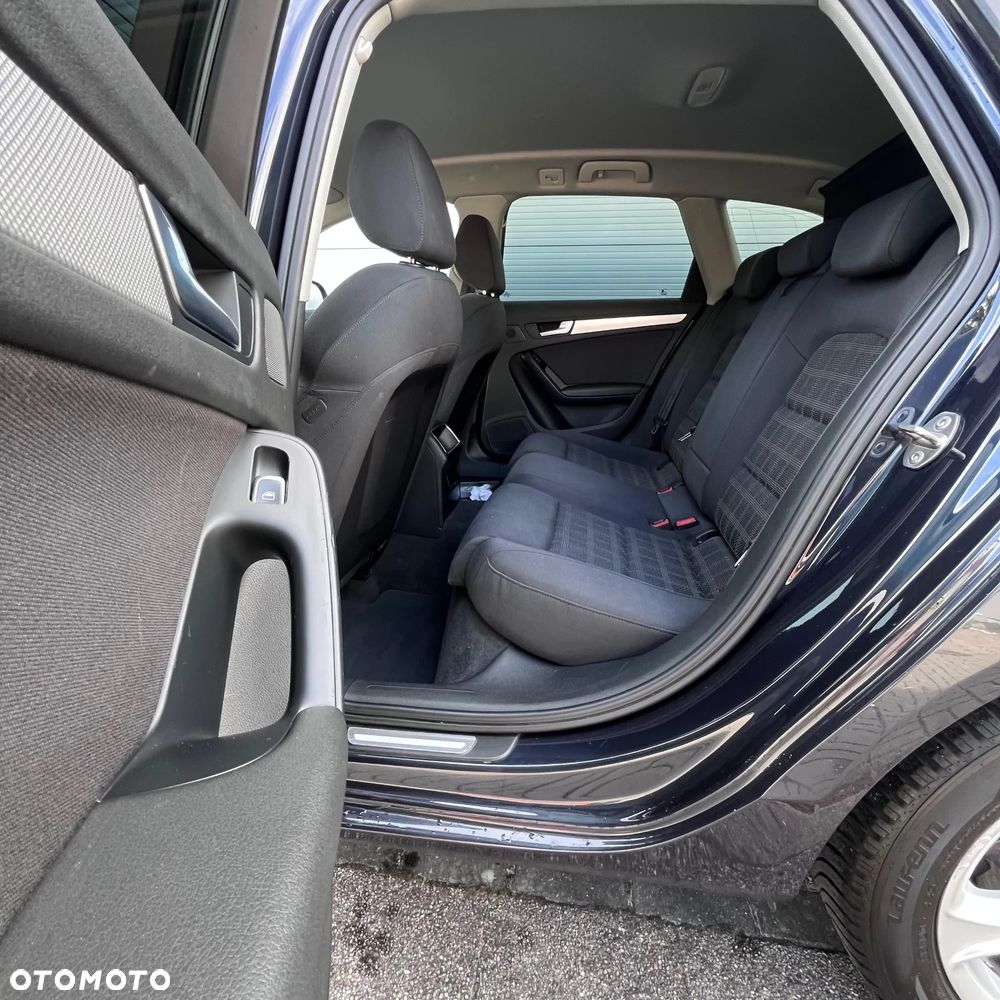 Audi A4 Avant 2.0 TDI DPF multitronic Attraction - 11