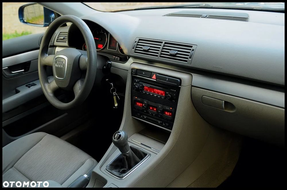 Audi A4 Avant - 8