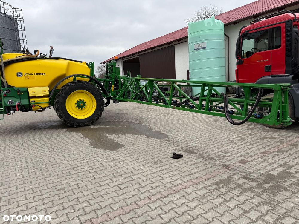 John Deere M740i - 9