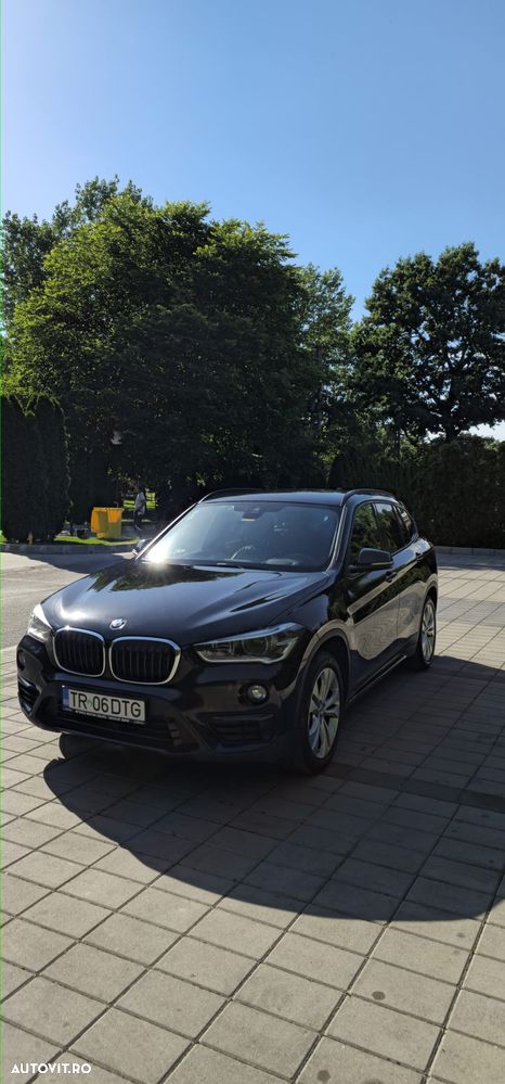 BMW X1 xDrive20d Aut. Sport Line - 1
