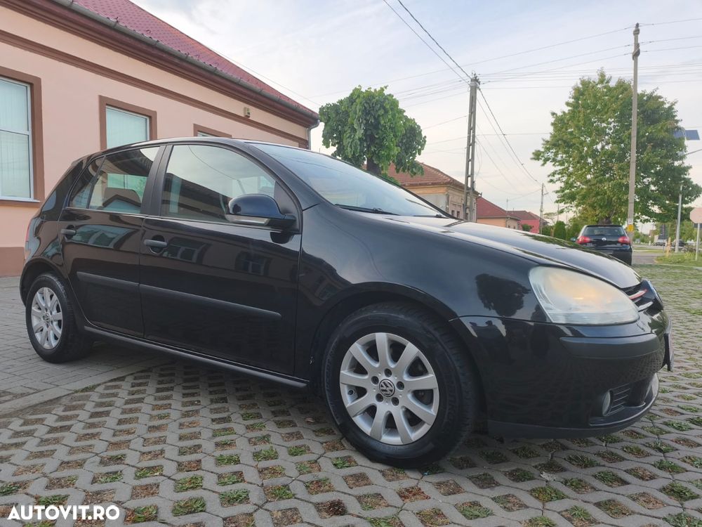 Volkswagen Golf - 2