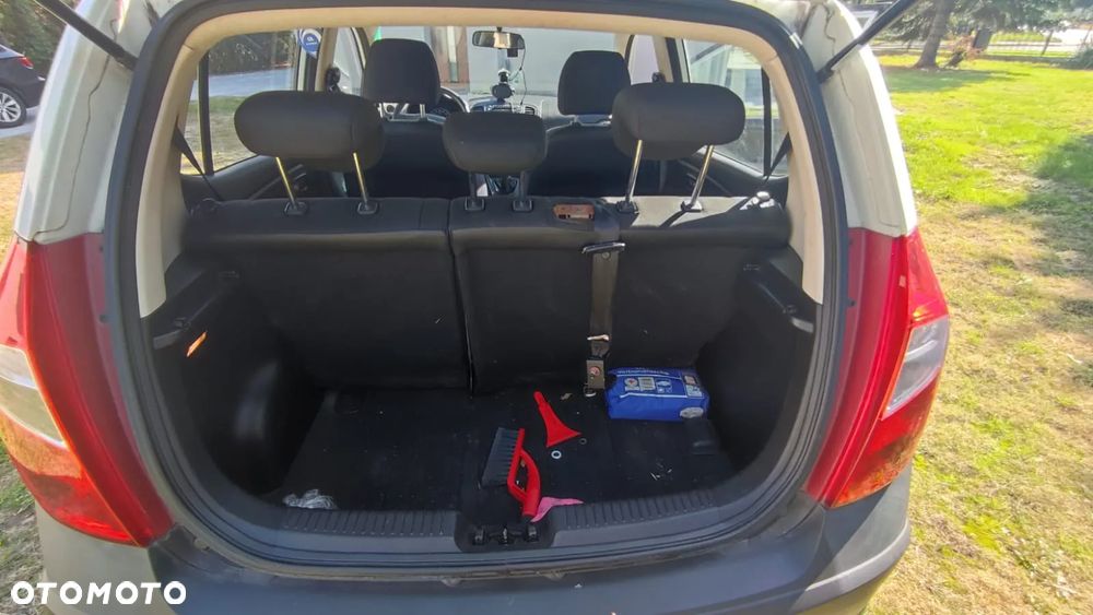 Hyundai i10 1.1 Classic - 17
