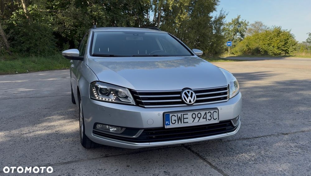 Volkswagen Passat - 8