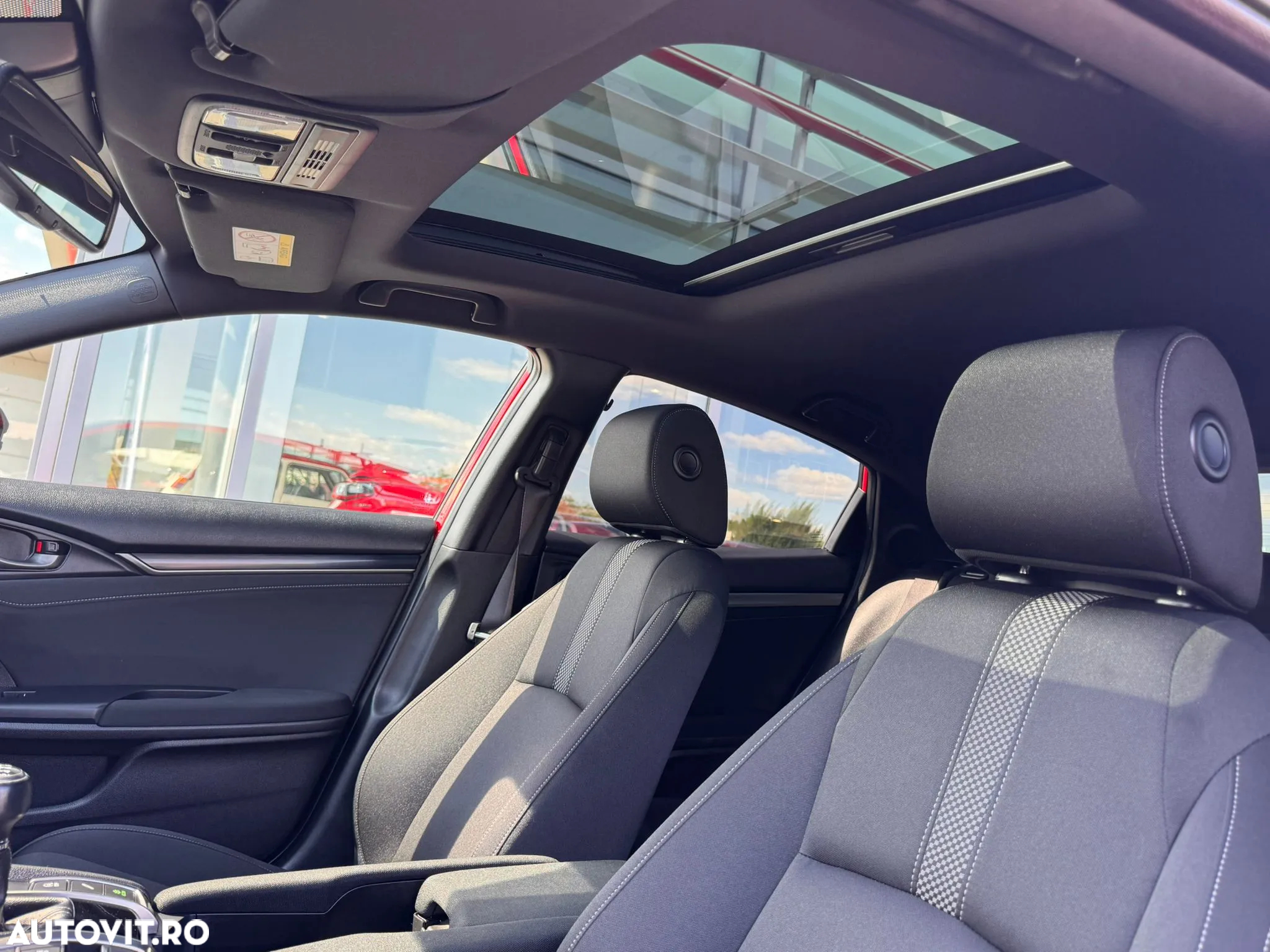 Honda Civic 1.5 VTEC Turbo Sport Plus - 11
